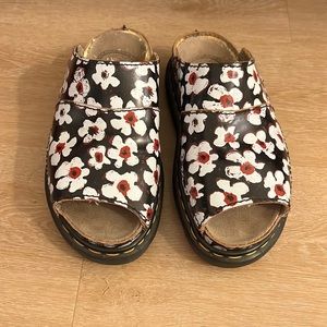 Vintage doc marten platform shoes